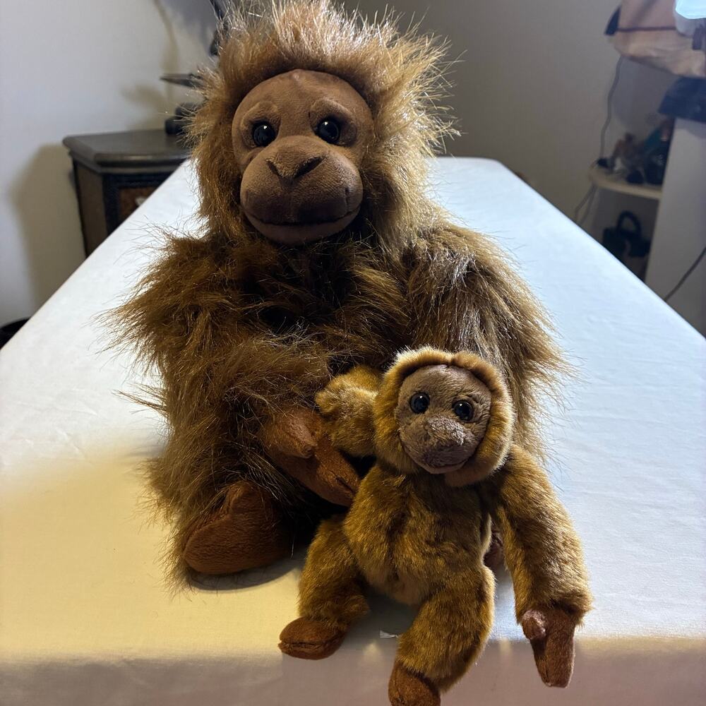 DEMDACO Orangutan Plush With Baby Monkey Stuffed Animal 15" Brown Parent & Baby